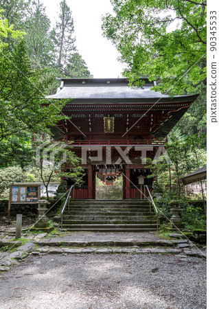 供奉山王權現的花園神社櫻花門 90345533
