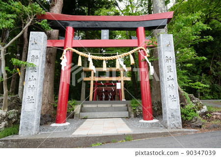 The main shrine of Arayayama Shrine (Kinun Shrine) in Fujiyoshida City, Yamanashi Prefecture The main shrine of Arayayama Shrine (Kinun Shrine) in Fujiyoshida City, Yamanashi Prefecture 90347039