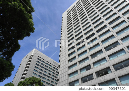 1851 年 6 月港區國際新赤坂大廈東樓和西樓 90347801