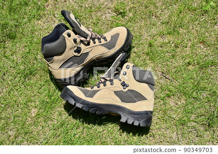 Climbing shoes 90349703