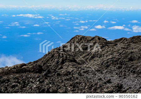 Piton de la Fournaise volcano, Reunion island, indian ocean, France Piton de la Fournaise volcano, Reunion island, indian ocean, France 90350162