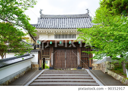 園部城跡矢倉門 / 京都府立園部高中(京都府園部市) 園部城跡矢倉門 / 京都府立園部高中(京都府園部市) 90352917