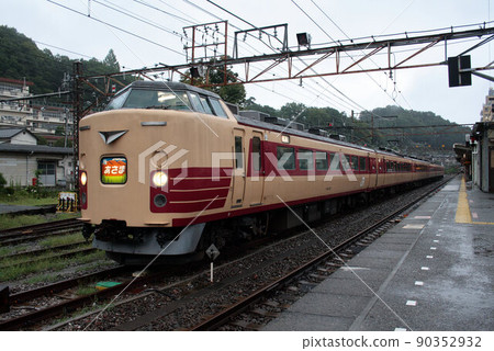 183 series Omiya car (limited express Asama curtain) 90352932