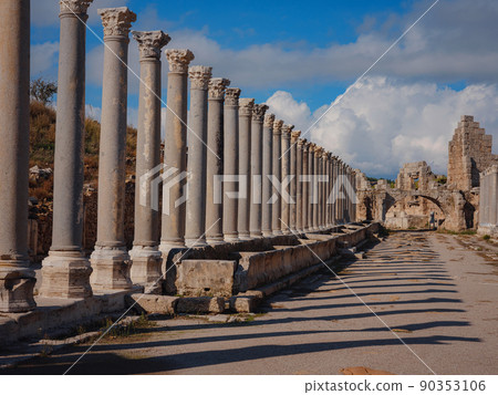 walk in Antalya Turkey on warm October afternoon, city Perge 90353106