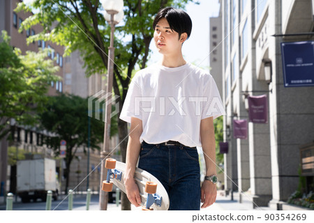 Cool men and skateboard street snap street fashion 90354269