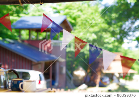 Image of fashionable camp Image of fashionable camp 90359370