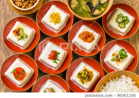 Tofu tofu (bean curd) japanese food Tofu tofu (bean curd) japanese food 90361280