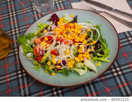 Light vegetable salad Light vegetable salad 90361325
