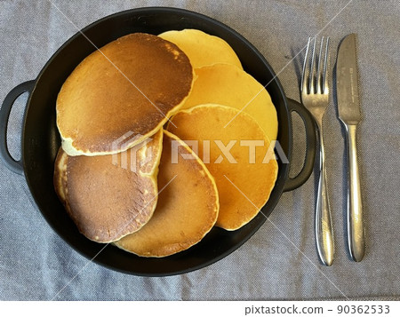 早上從煎餅開始 早上從煎餅開始 90362533