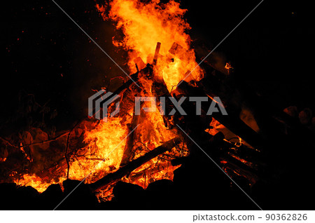 A flame that burns red 90362826