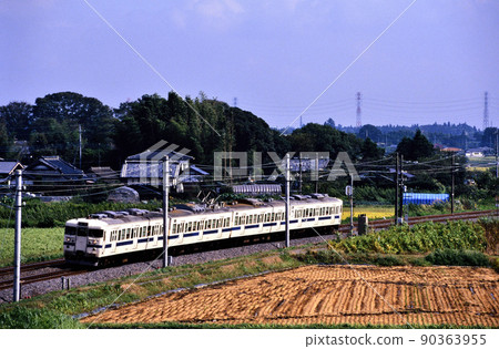 1998 4 cars of 403 series ordinary trains running on the Joban Line 90363955