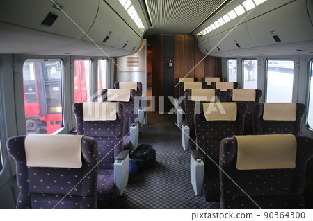 Limited express "Kamome 101" 787 series green car Limited express "Kamome 101" 787 series green car 90364300
