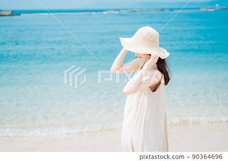 Resort image of young women 90364696