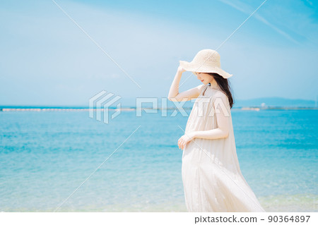 Resort image of young women 90364897