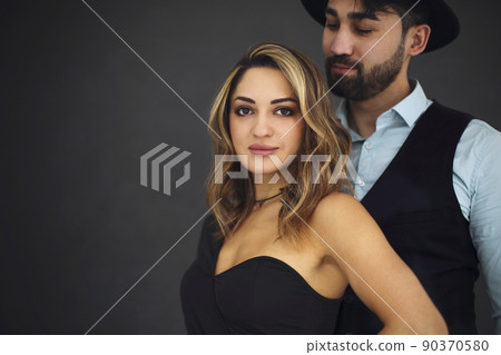Portrait of the couple 90370580