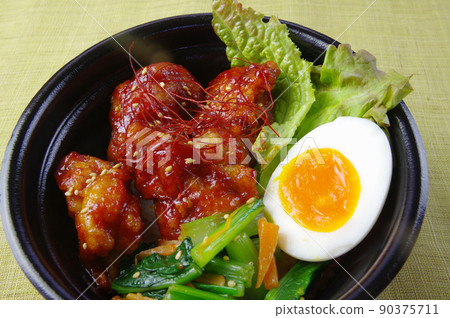 Yangnyeom chicken bowl lunch 90375711