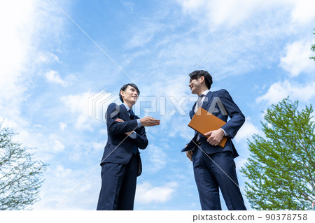 商人討論 90378758
