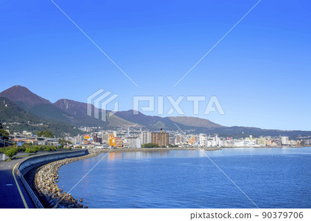 Beppu Bay and Beppu Street 90379706