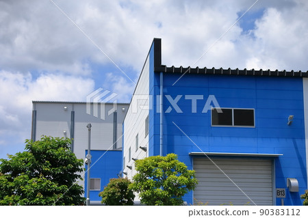 Image of the outer wall of the factory 90383112