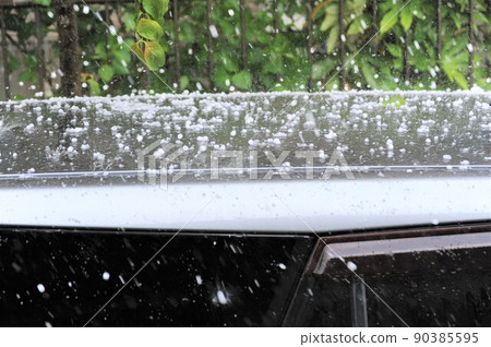 冰雹冰雹 90385595