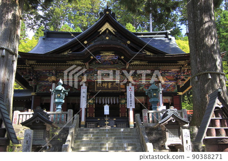 Mitsumine Shrine: Haiden (Chichibu City, Saitama Prefecture) 90388271