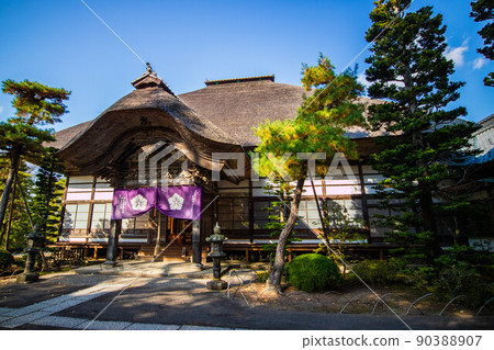 Autumn Shinshu Ueda Autumn leaves Shioda Plain (Kamakura, Shinshu) Zensanji Temple 90388907