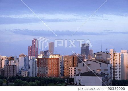 Yeouido skyscrapers, Seoul, sunset Yeouido skyscrapers, Seoul, sunset 90389000