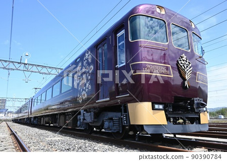 Kintetsu Railway 19200 series that stops at the depot 90390784