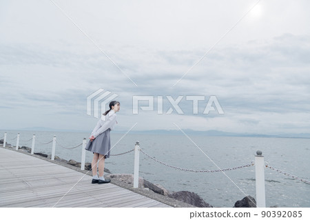 學校女生高中生 學校女生高中生 90392085