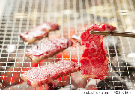 BBQ grilled meat charcoal grilled lifted grilled meat BBQ BBQ grilled meat charcoal grilled lifted grilled meat BBQ 90392662