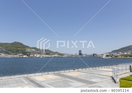 Nagasaki Port from Matsugae Wharf 90395114
