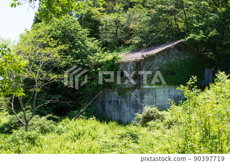 日本岡山縣萬庭市 Hiruyama 高原上一座古老而美麗的建築 日本岡山縣萬庭市 Hiruyama 高原上一座古老而美麗的建築 90397719