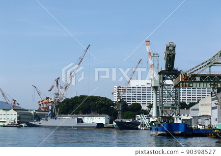 Giant cantilever crane 90398527