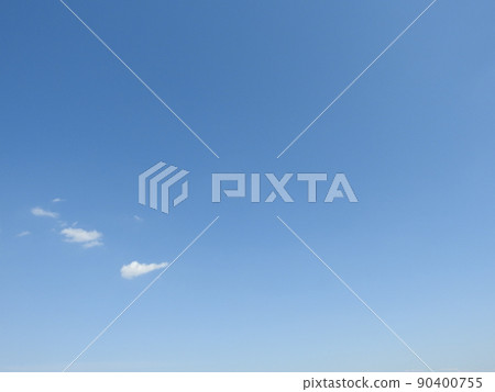 Blue sky 90400755