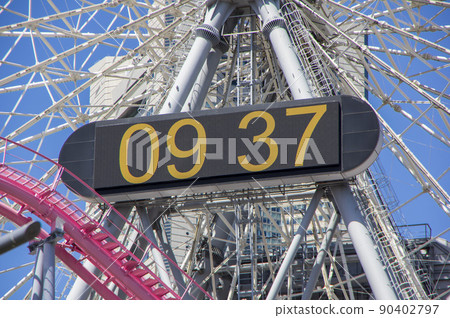 Yokohama Minatomirai clock 90402797