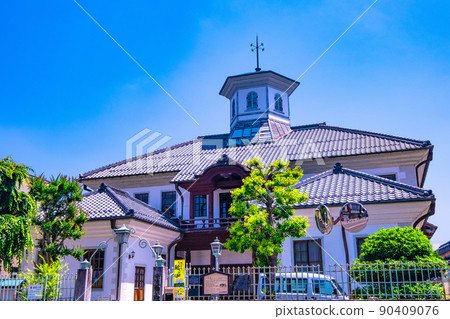 Omi Hachiman's Baiyun Hall 90409076