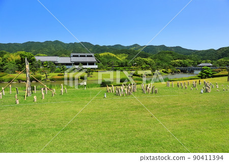 [Ehime Prefecture] Nanrakuen Garden in fine weather 90411394