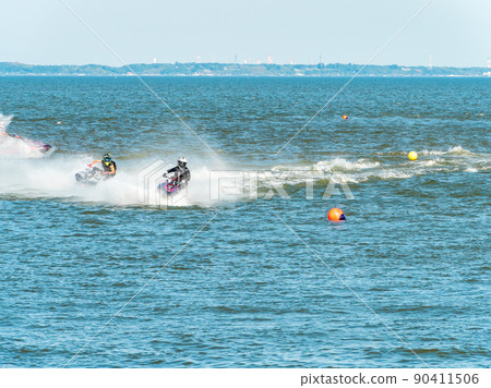 Kasumigaura's water sports, a dynamic jet ski Kasumigaura's water sports, a dynamic jet ski 90411506