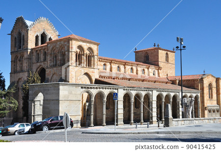 西班牙阿維拉世界遺產要塞城市聖維森特大教堂 90415425