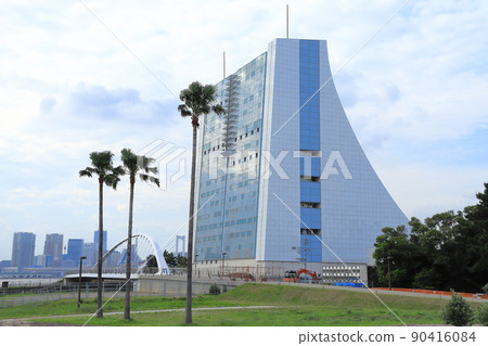 Tokyo Metropolitan Shiokaze Park Shiokaze Bridge and Ventilation Tower 90416084