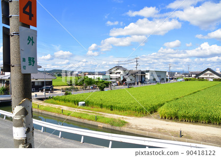 2021 年。從兒島站到岡山站的瀨戶大橋線風景 2021 年。從兒島站到岡山站的瀨戶大橋線風景 90418122