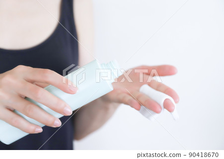 Toner skin care image Toner skin care image 90418670