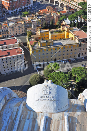 意大利羅馬世界遺產梵蒂岡城聖彼得大教堂沖天台露台 意大利羅馬世界遺產梵蒂岡城聖彼得大教堂沖天台露台 90418919