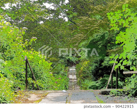 Myohoji Temple in early summer Myohoji Temple in early summer 90422915