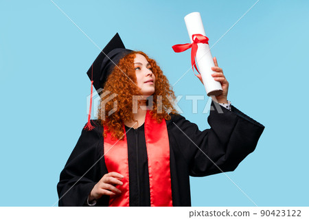 Graduate Female Student 90423122