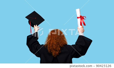 Graduate Female Student 90423126