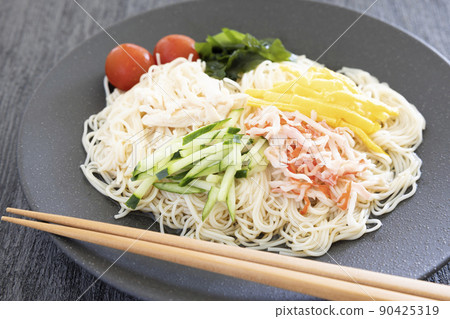 Cold bukkake somen noodles to eat in summer Cold bukkake somen noodles to eat in summer 90425319