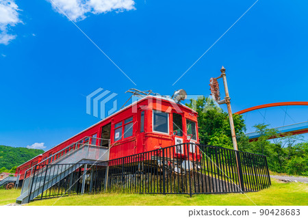 Kuragaike Park, a landscape full of greenery <Toyota City, Aichi Prefecture> Kuragaike Park, a landscape full of greenery <Toyota City, Aichi Prefecture> 90428683