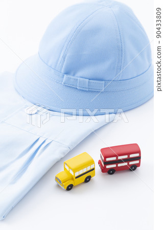 Image of going to kindergarten Image of going to kindergarten 90433809