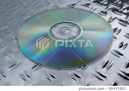 Compact disc (CD) Compact disc (CD) 90435802